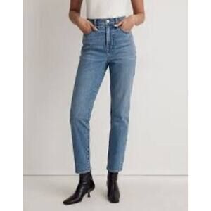 Madewell The Mom Jean Women’s Size 27 High Rise Medium Wash